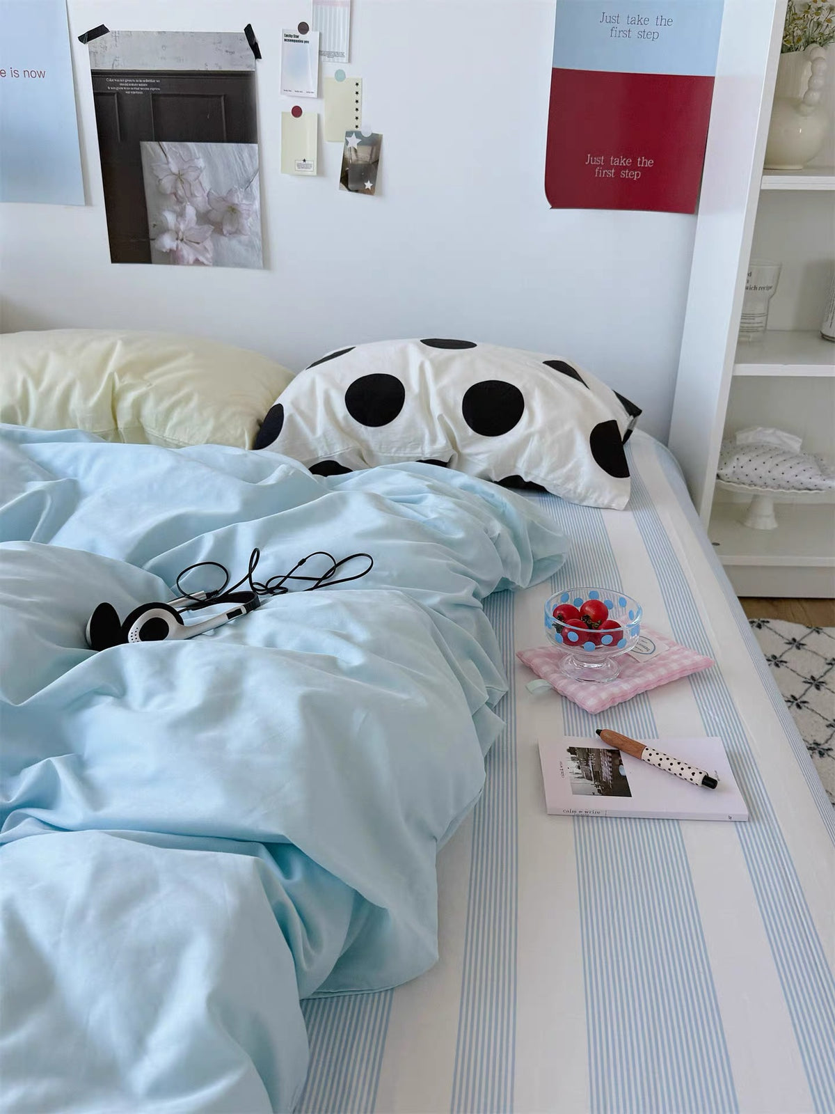 Preppy Polka Dot Bedding Set