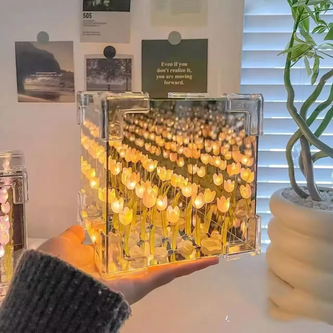 Unique flower lamp for desk and table lighting
