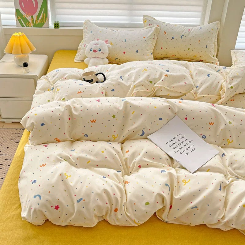 Soft cotton-feel fabric draped over mattress for wrinkle-resistant finish.