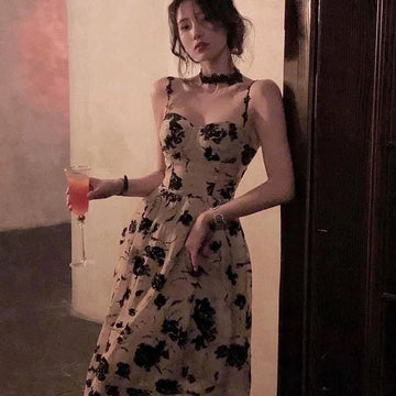 Romantic Floral Strap Midi Dress with Cottagecore Aesthetic