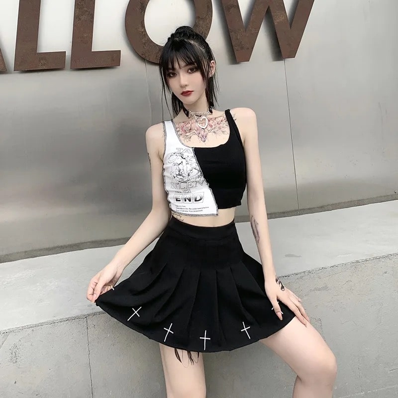Goth Top for Women – Close-Up