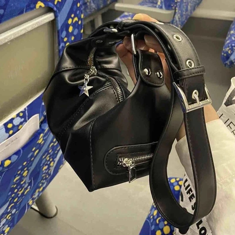 Chic black shoulder bag with Y2K-inspired design