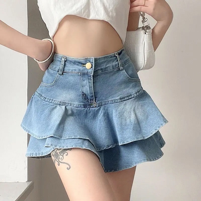 Slim fit Y2K denim mini skirt with anti-slip design and ruffles. Perfect for spice girl-inspired retro summer looks.