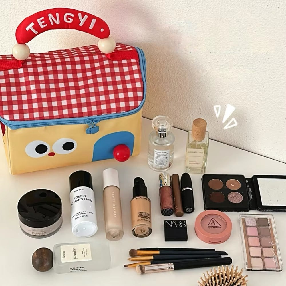 Kawaii house-shaped cottage makeup bag with waterproof nylon, perfect for cosmetics, lunch, or gifting to girls and women