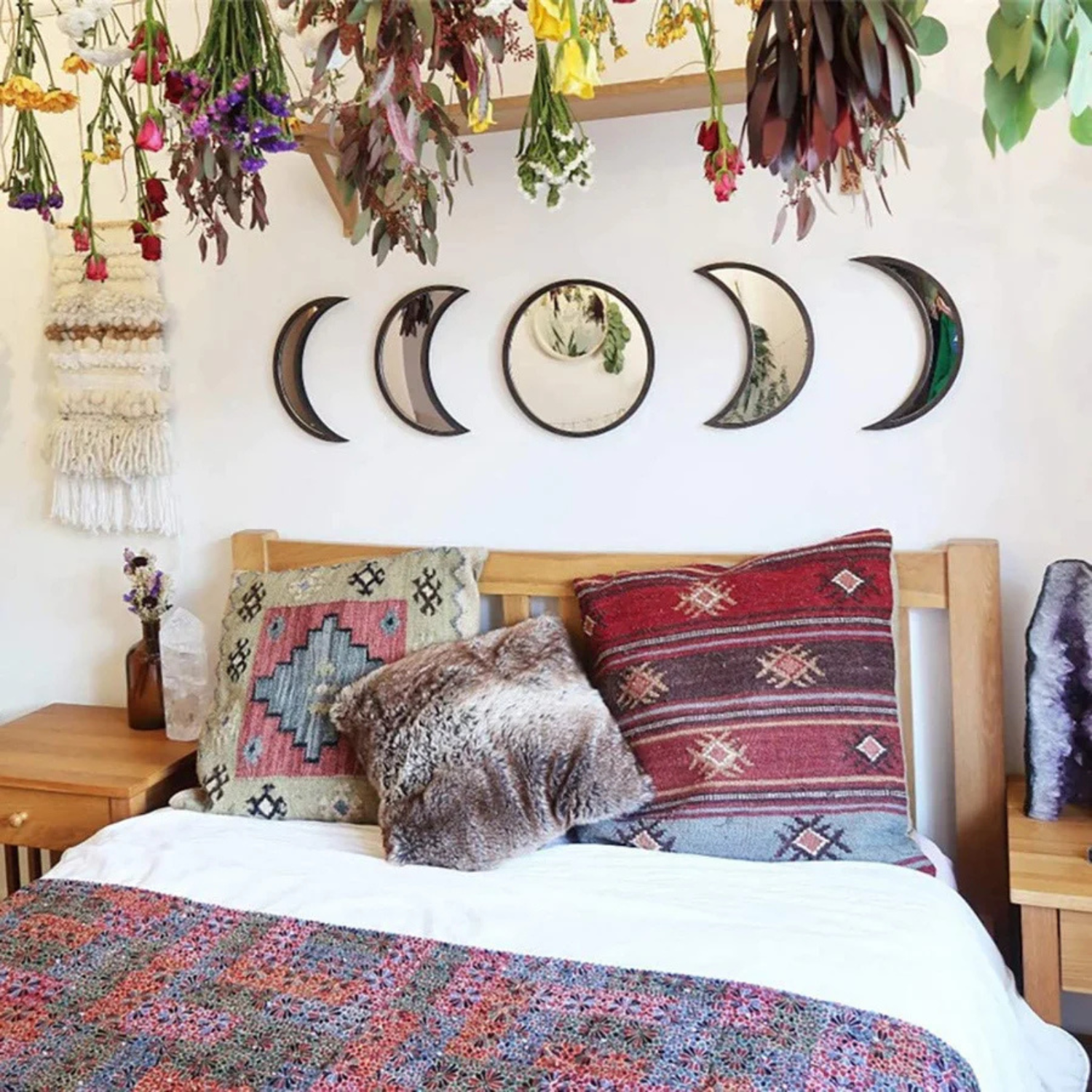 Easy-to-install moon mirror set with adhesive backing.