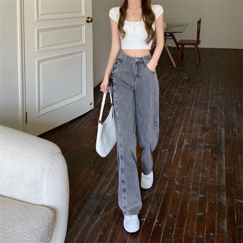 Retro chic lace-up jeans with high waist and wide-leg fit. Perfect for Harajuku and Korean-inspired autumn outfits.