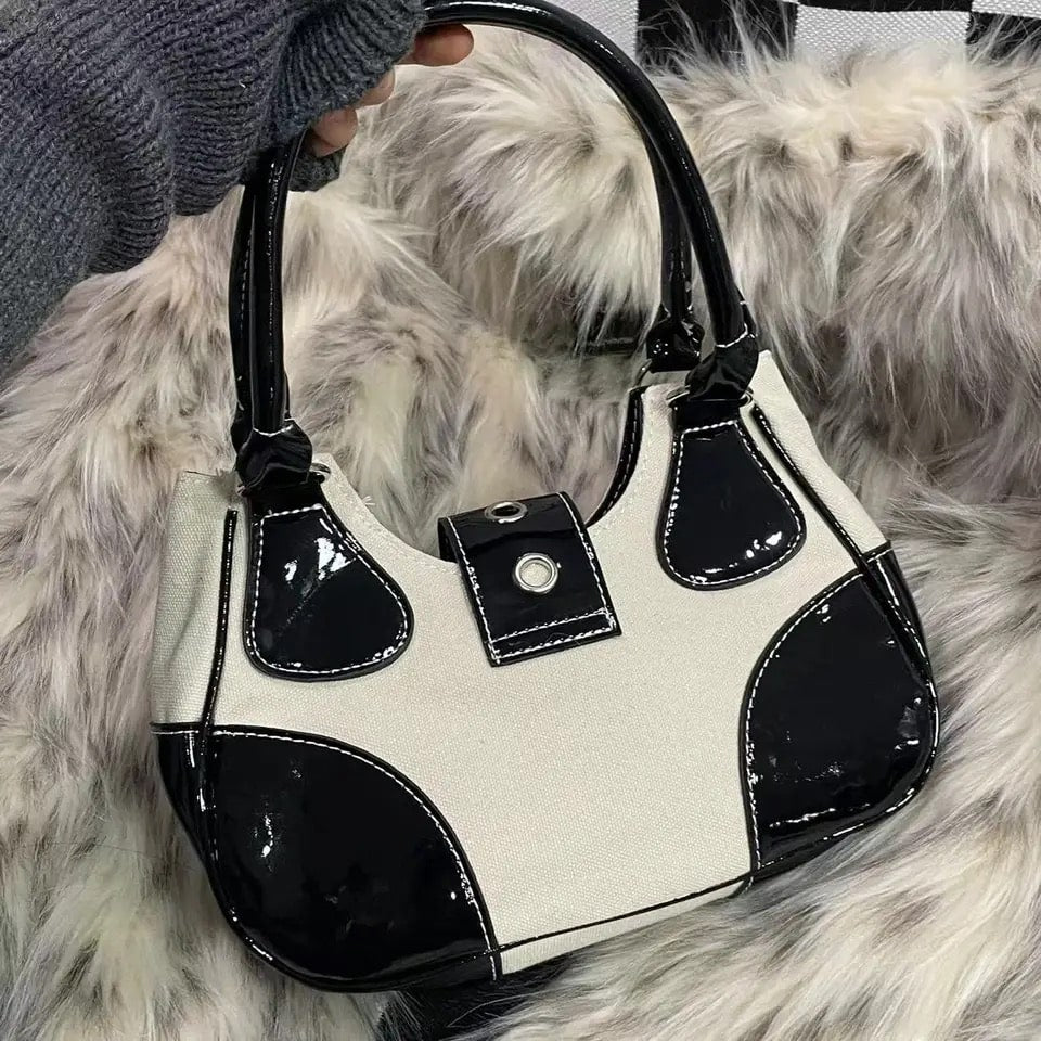 Trendy Gothic Y2K shoulder bag with adjustable strap and chain. White patent leather crossbody tote for women with large capacity.