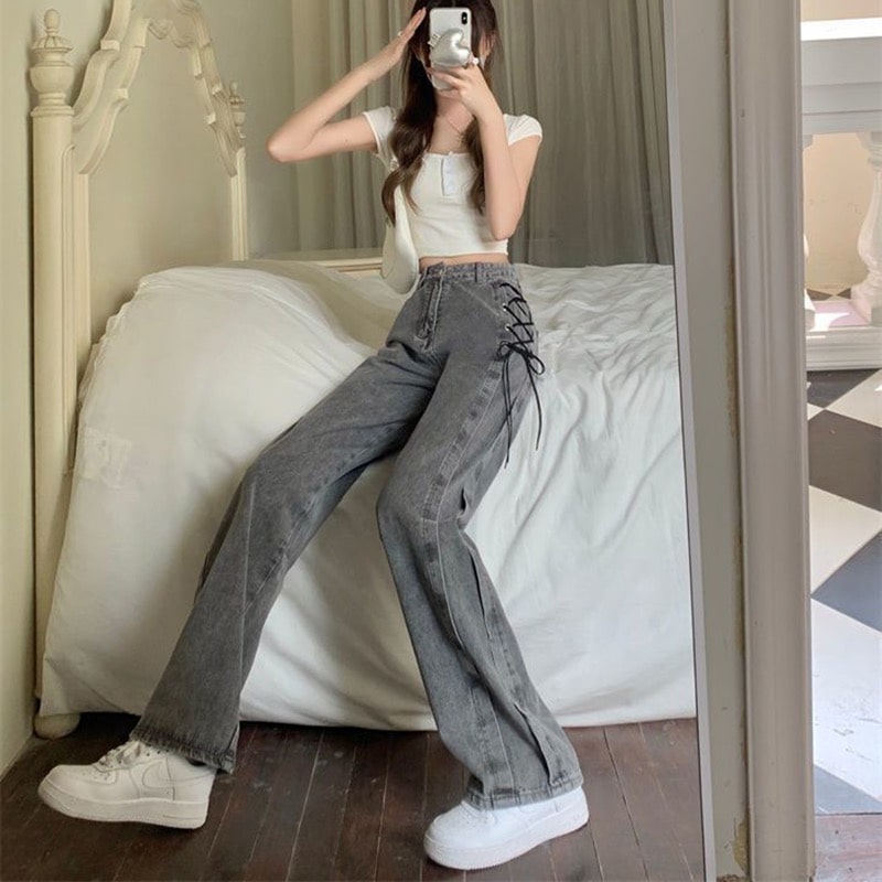 High-waist lace-up jeans with straight wide-leg fit. Smoke gray vintage pants for casual and trendy autumn and winter outfits.