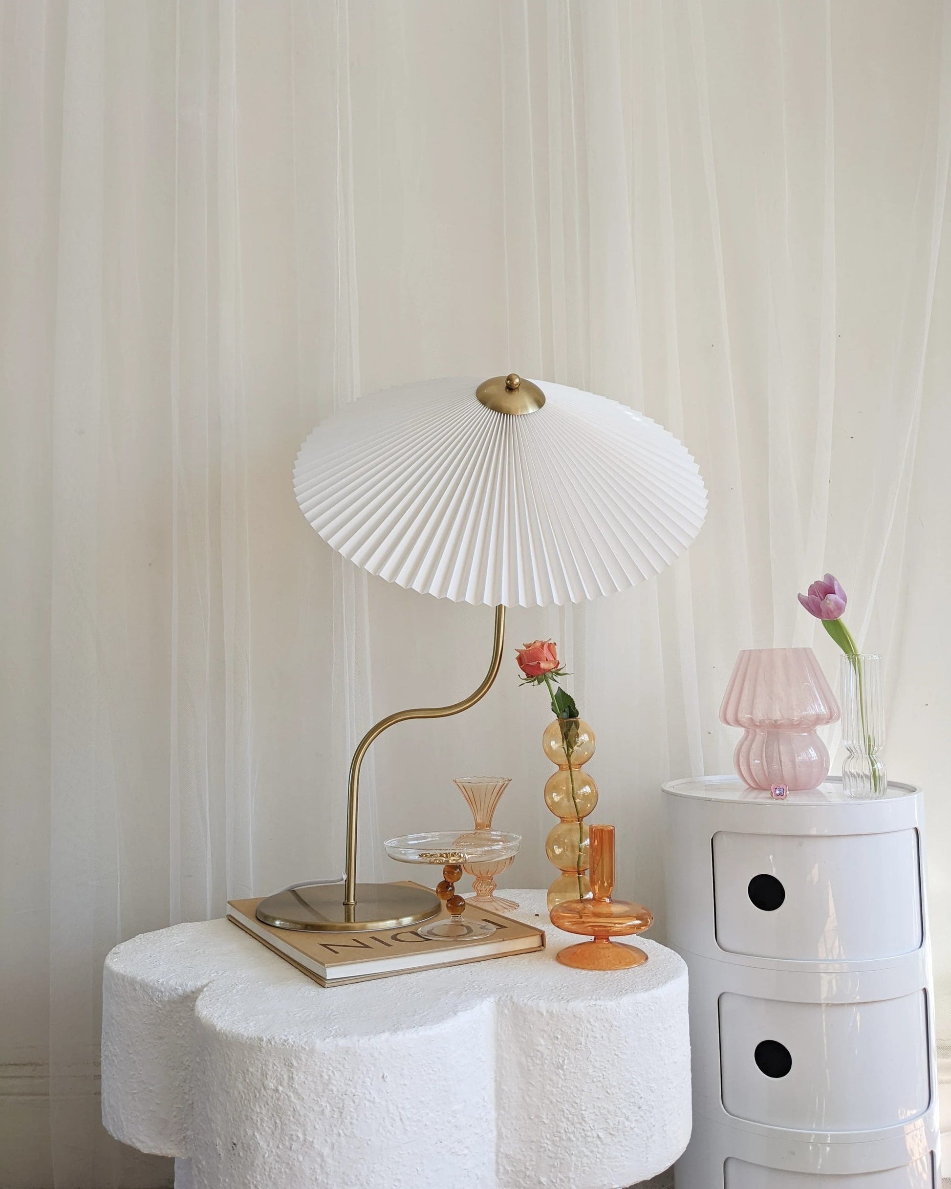 Vintage Pleated Lampshade Retro Lamp – Brass Design