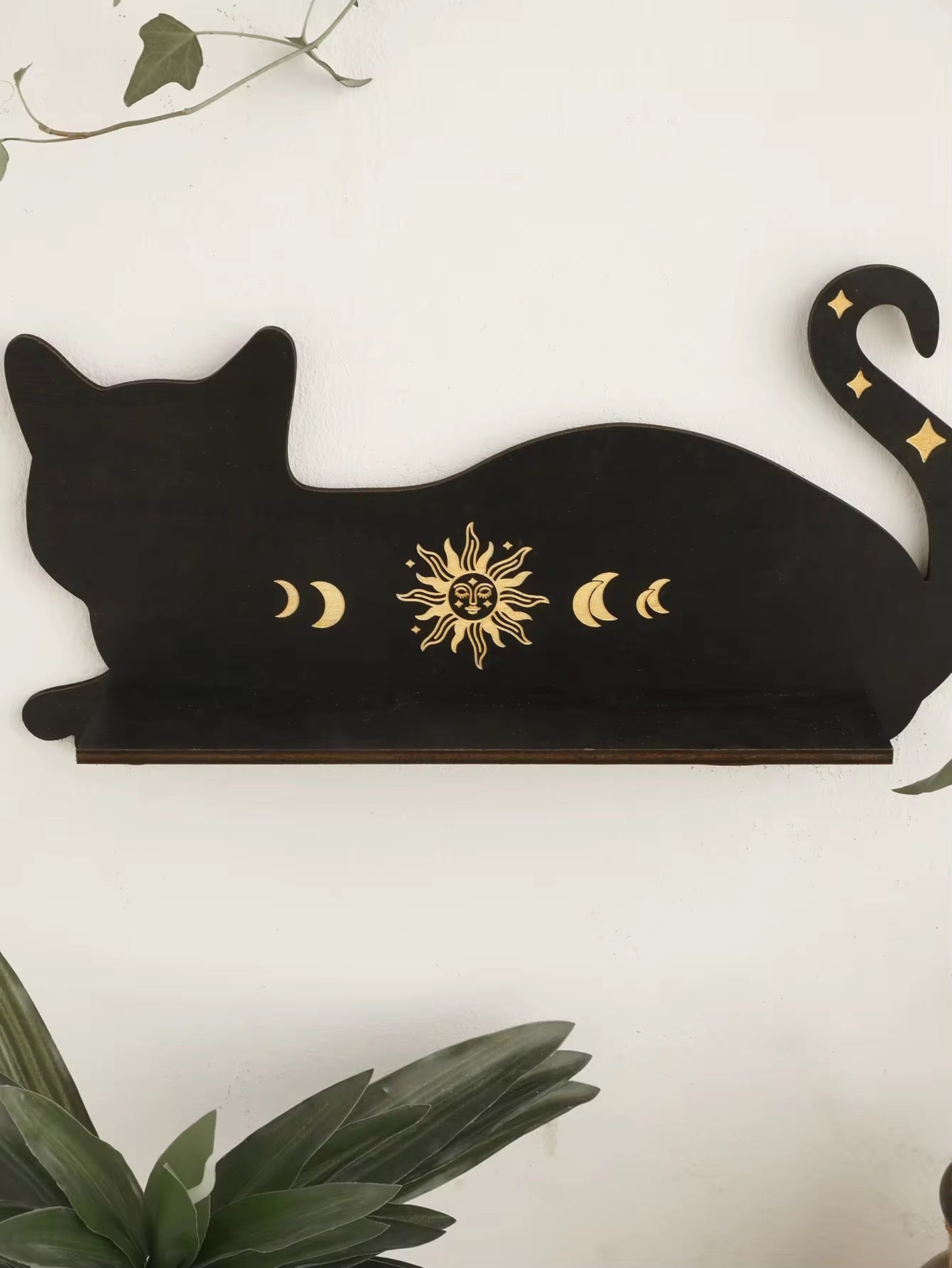 Vintage witch decor shelf in black cat design
