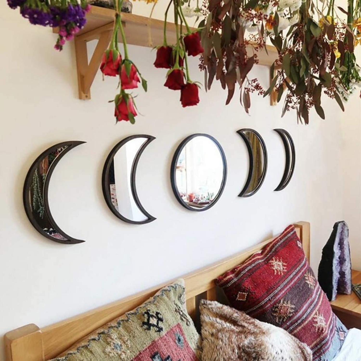 Lightweight and unbreakable moon mirrors with smooth finish